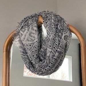 Maurices white and navy detail infinity wrap scarf